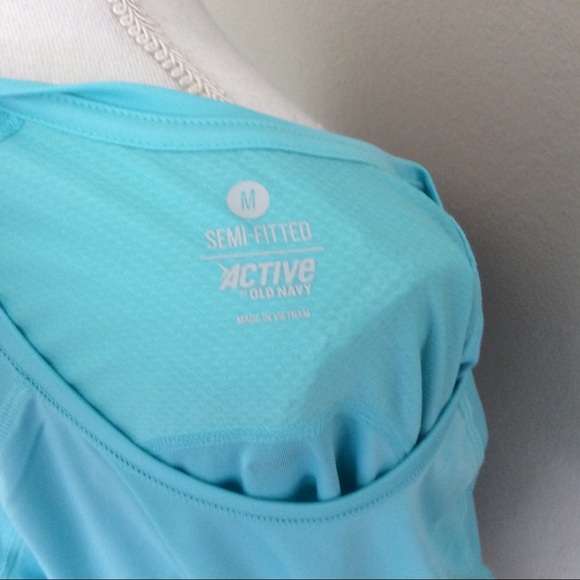 Old Navy Active Athletic Top - Picture 4 of 4